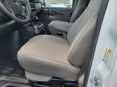 New 2025 GMC Savana 4500 w/ Power Convenience Package image 15