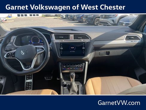Certified 2024 Volkswagen Tiguan SE R-Line AWD/4WD image 12
