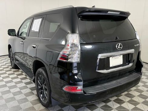 Used 2021 Lexus GX 460 Premium w/ Premium Package image 4