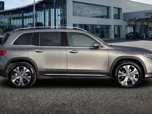 Used 2025 Mercedes-Benz EQB 300 EQB 300 image 3