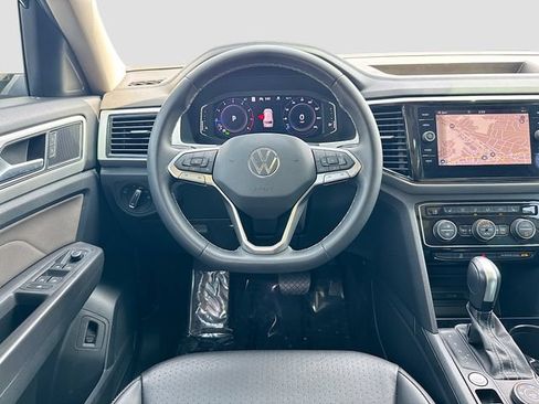 Used 2023 Volkswagen Atlas SEL AWD/4WD image 29