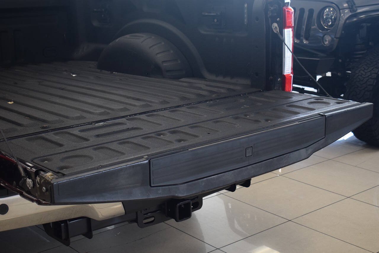 Used 2018 Ford F250 Lariat w/ Lariat Ultimate Package RWD image 18