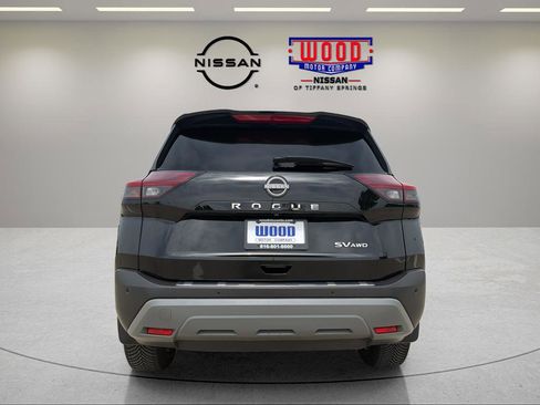 Certified 2022 Nissan Rogue SV AWD/4WD image 2