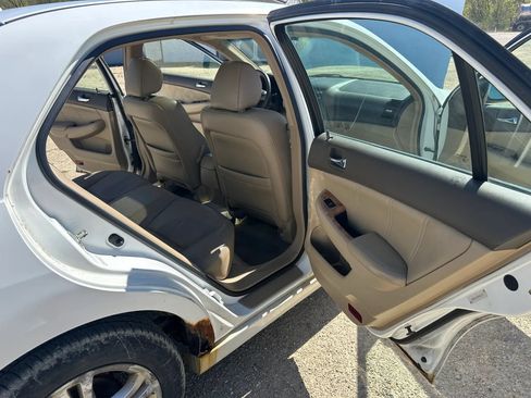 Used 2004 Honda Accord EX image 12
