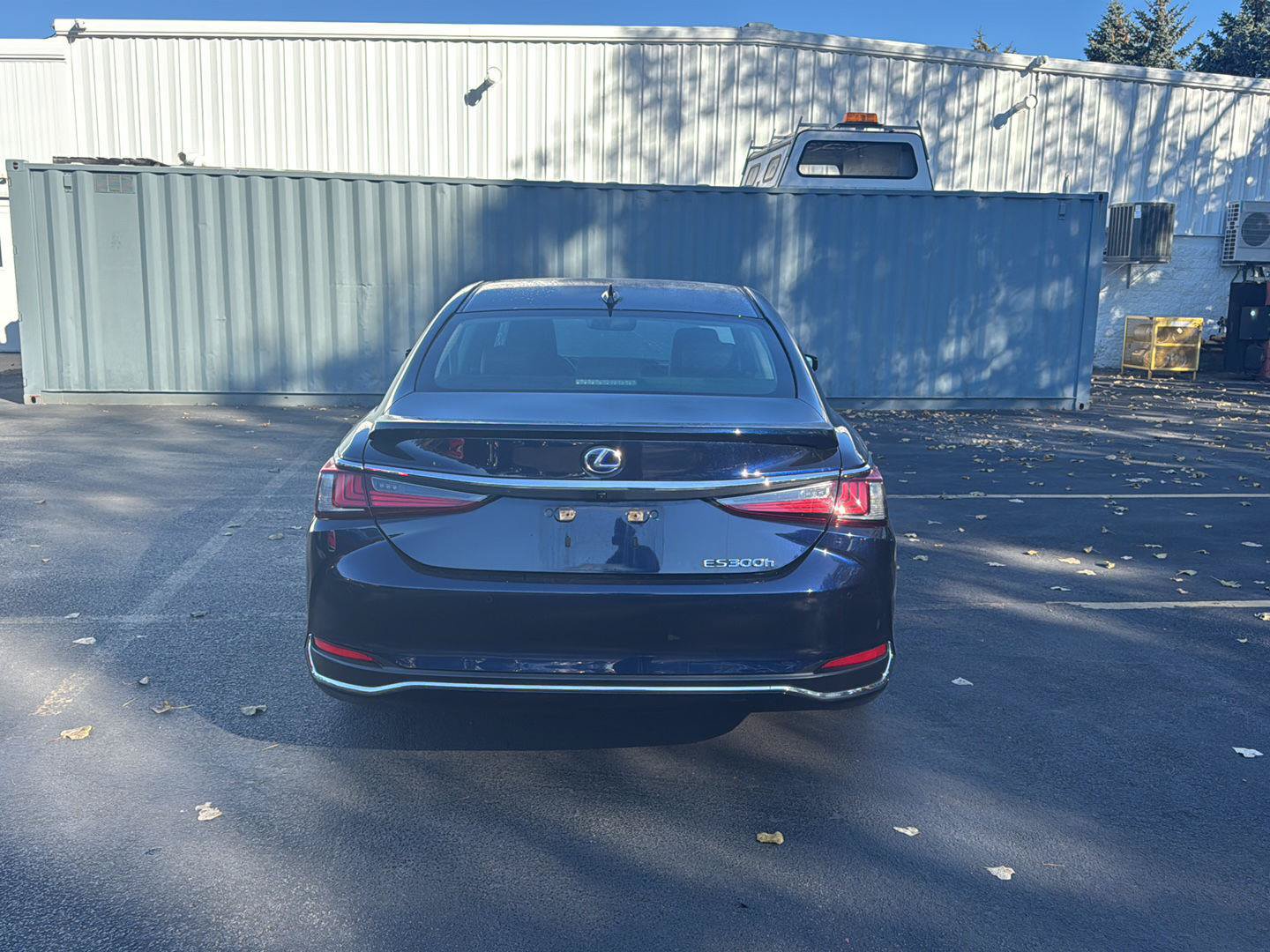 Used 2020 Lexus ES 300h w/ Premium Package FWD image 4