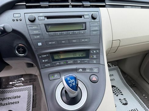 Used 2010 Toyota Prius FWD image 16