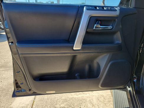 Used 2018 Toyota 4Runner SR5 image 13