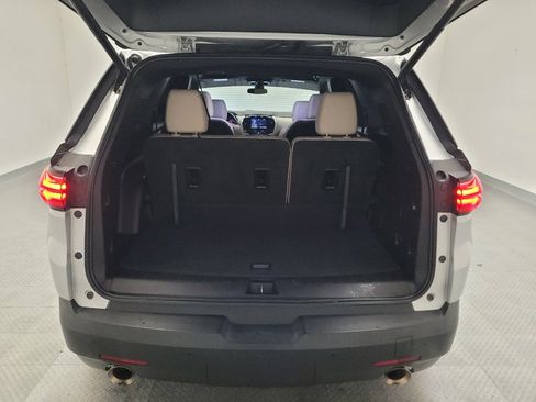 Used 2022 Chevrolet Traverse LT AWD/4WD image 29