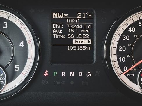 Used 2018 RAM 2500 Lone Star w/ Sport Appearance Group AWD/4WD image 8