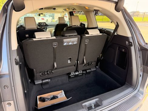 Certified 2026 Honda Odyssey Elite image 32