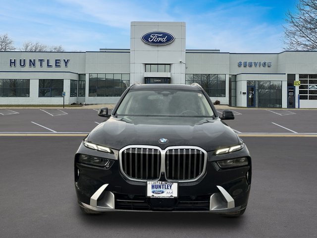 Used 2024 BMW X7 xDrive40i AWD/4WD image 3