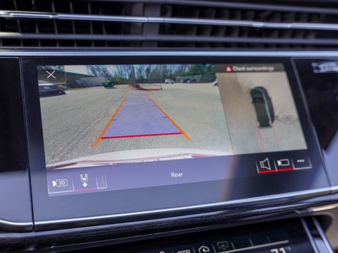 Used 2022 Audi Q7 3.0T Premium Plus w/ Premium Plus Package image 23