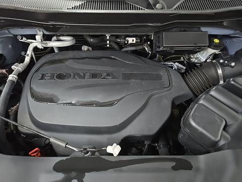Used 2022 Honda Ridgeline Black Edition image 15
