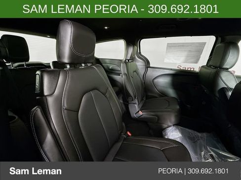 New 2026 Chrysler Pacifica Select w/ S Appearance Package FWD image 27