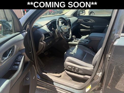 Used 2020 Chevrolet Traverse LT w/ LT Premium Package AWD/4WD image 10