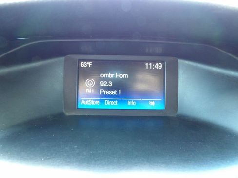 Used 2018 Ford Focus SE w/ SE Appearance Package FWD image 20