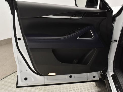 New 2026 INFINITI QX60 Sport w/ Dark Cargo Package image 9