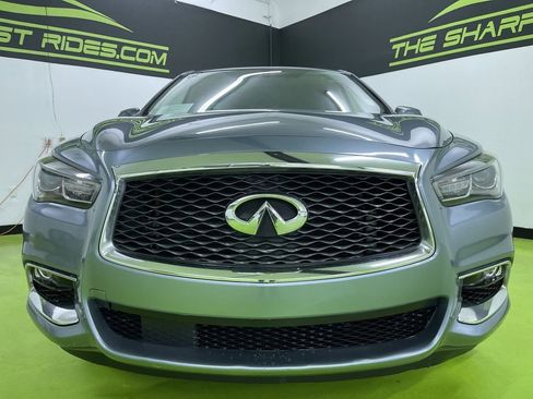 Used 2018 INFINITI QX60 Luxe image 3