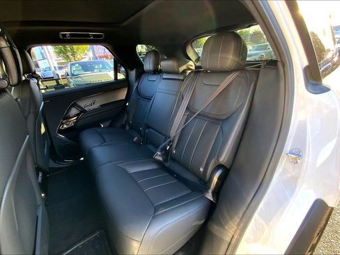 New 2025 Land Rover Range Rover Sport Dynamic SE image 11