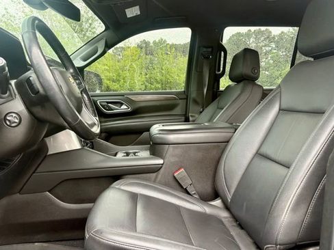 Used 2021 Chevrolet Tahoe LT w/ Luxury Package RWD image 27