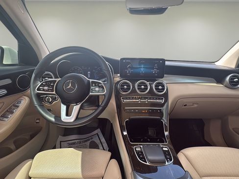 Used 2022 Mercedes-Benz GLC 300 4MATIC image 14