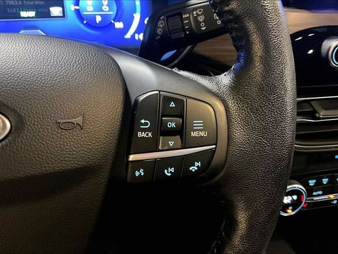 Used 2020 Ford Escape Titanium FWD image 22