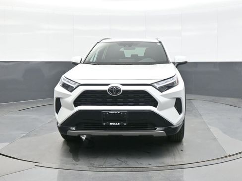 Certified 2025 Toyota RAV4 SE image 2