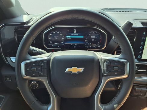 Used 2025 Chevrolet Silverado 2500 LT w/ Convenience Package AWD/4WD image 30