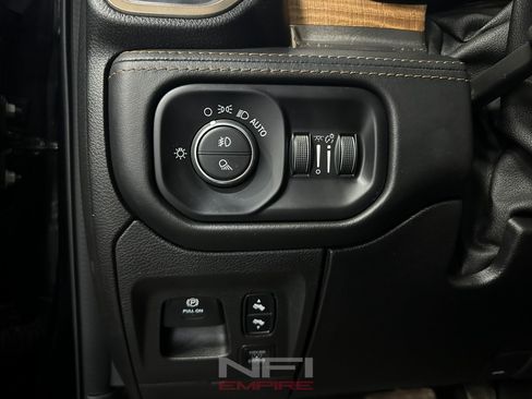 Used 2020 RAM 1500 Limited AWD/4WD image 35