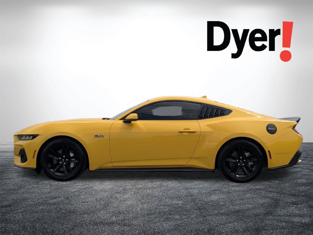 Used 2024 Ford Mustang GT RWD image 7