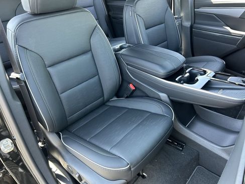 New 2026 Buick Enclave Sport Touring w/ Power Package FWD image 28