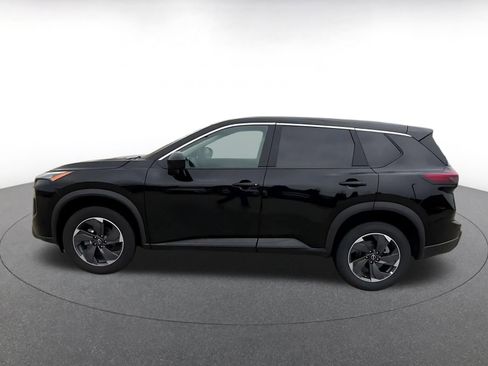 Used 2025 Nissan Rogue SV FWD image 9