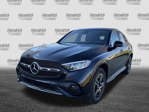 Certified 2025 Mercedes-Benz GLC 300 4MATIC image 5