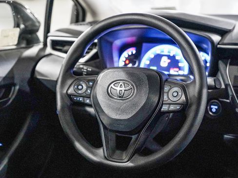 Certified 2022 Toyota Corolla LE image 16