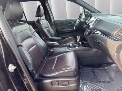 Used 2017 Honda Ridgeline Black Edition image 13