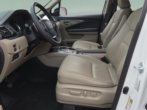 Used 2020 Honda Ridgeline RTL image 12