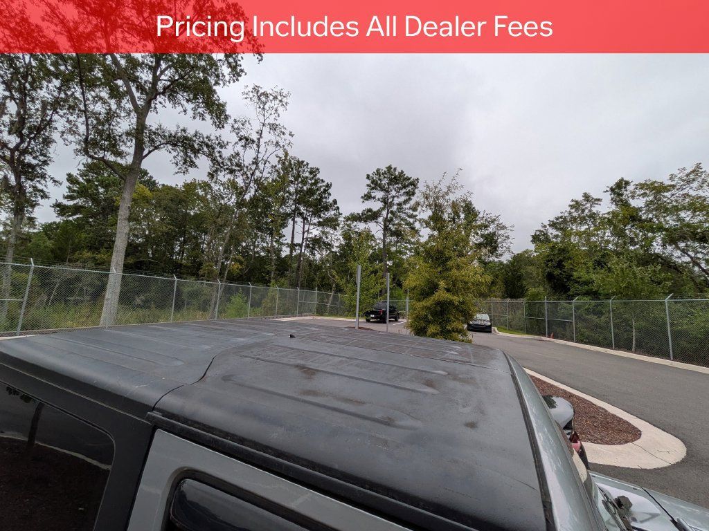Used 2015 Jeep Wrangler Sport w/ Quick Order Package 24S AWD/4WD image 10
