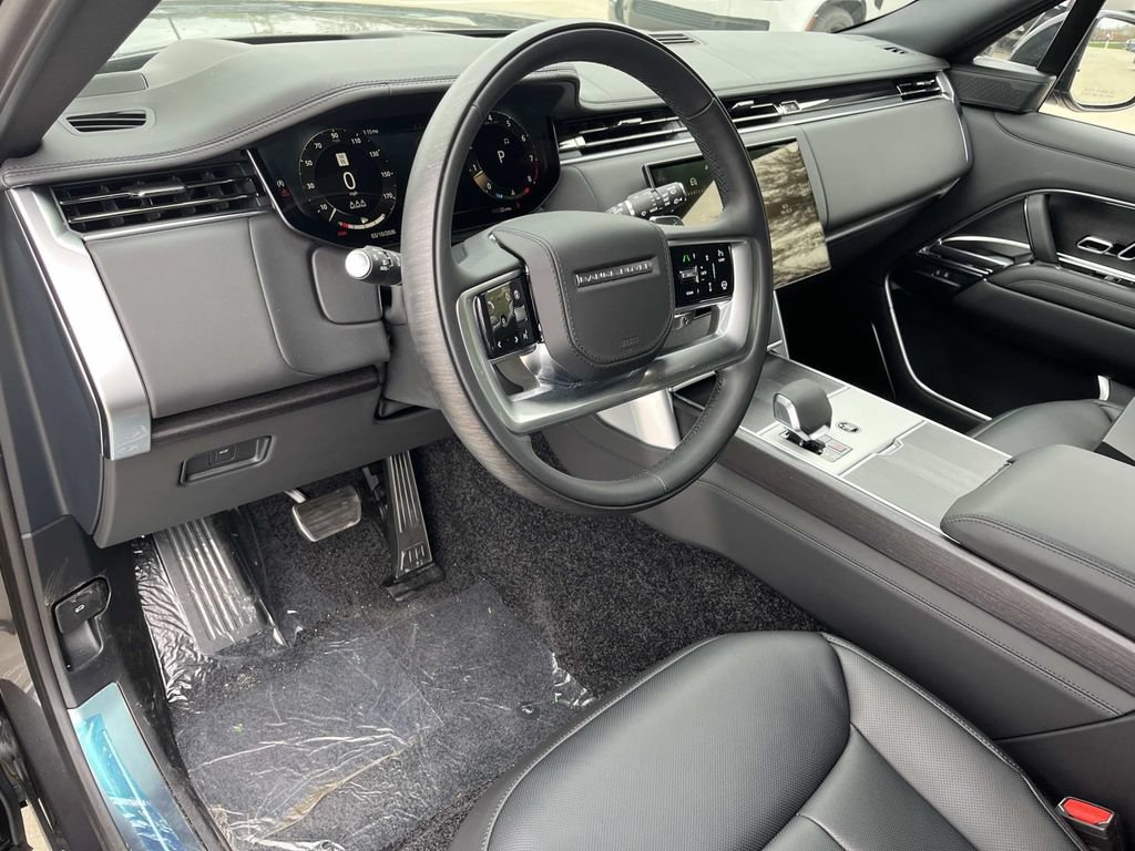 New 2026 Land Rover Range Rover Long Wheelbase Autobiography AWD/4WD image 11