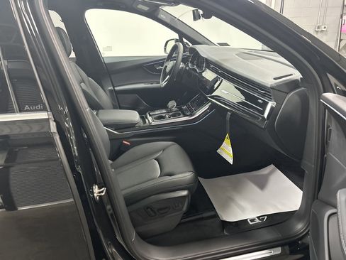 New 2025 Audi Q7 3.0T Premium Plus image 37
