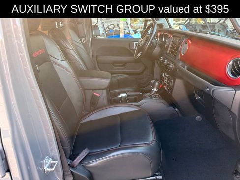 Used 2022 Jeep Gladiator Rubicon w/ LED Lighting Group AWD/4WD image 17