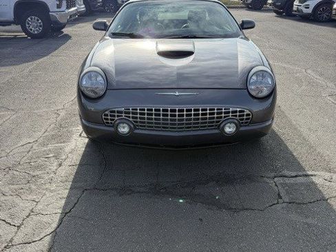 Used 2003 Ford Thunderbird image 2