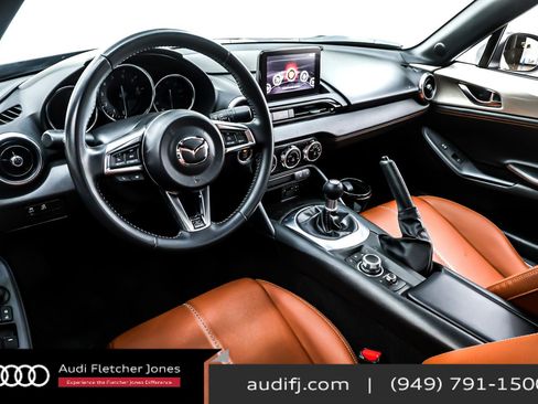 Used 2022 MAZDA MX-5 Miata RF Grand Touring w/ Weather Package image 17