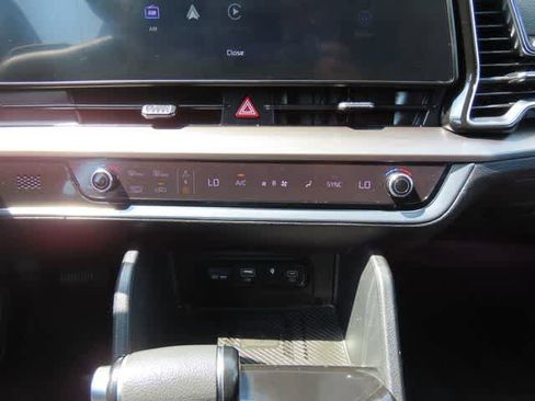 Used 2023 Kia Sportage EX FWD image 21