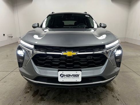 New 2026 Chevrolet Trax LT w/ Driver Confidence Package image 11