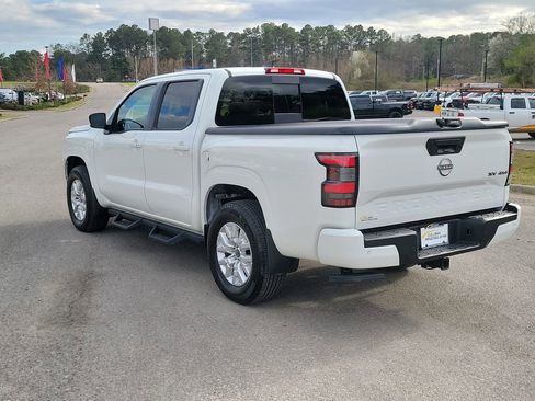 Used 2023 Nissan Frontier SV w/ SV Convenience Package image 5