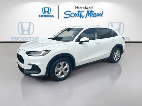 Used 2024 Honda HR-V LX image 3