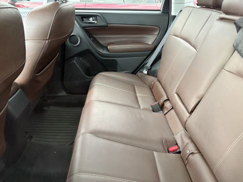 Used 2017 Subaru Forester 2.5i Touring image 8