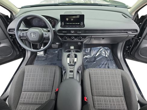 Certified 2024 Honda HR-V LX image 9