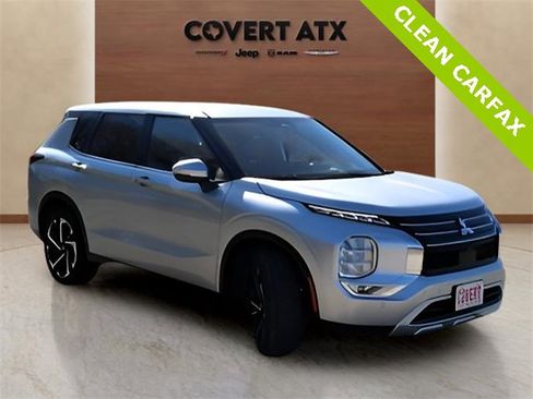 Used 2024 Mitsubishi Outlander SE image 7