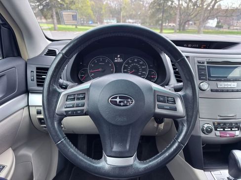 Used 2013 Subaru Legacy 2.5i Premium image 23